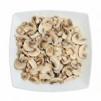 шамп рез белорусь в тарелке белый фон