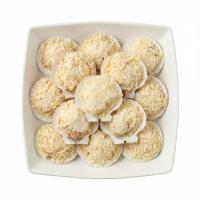 гребешки в тарелке второй вид белый фон